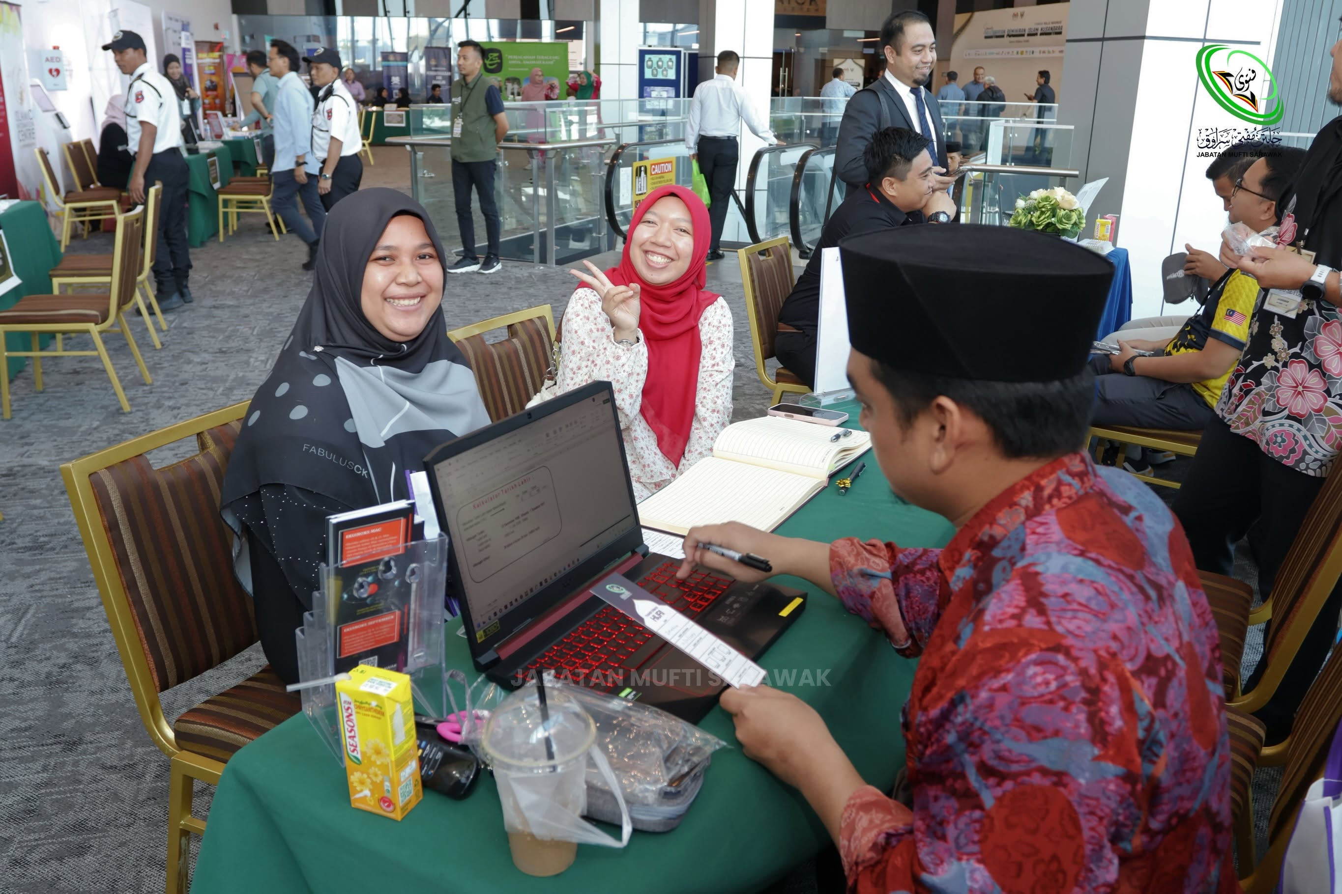Pameran 5