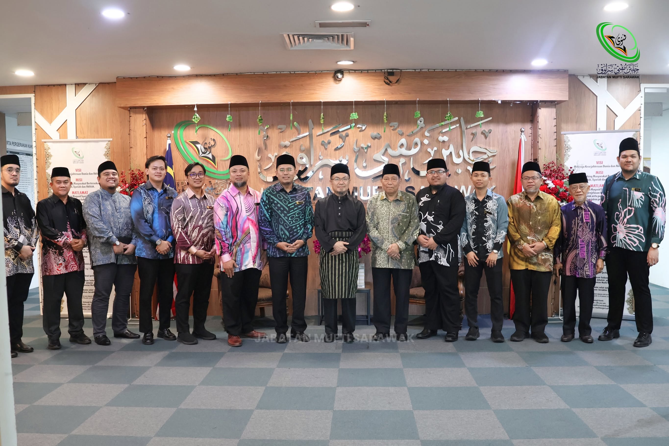 Kunjungan Hormat Pusat Pengambangan Al-Quran Darul Hana Majlis Islam Sarawak2