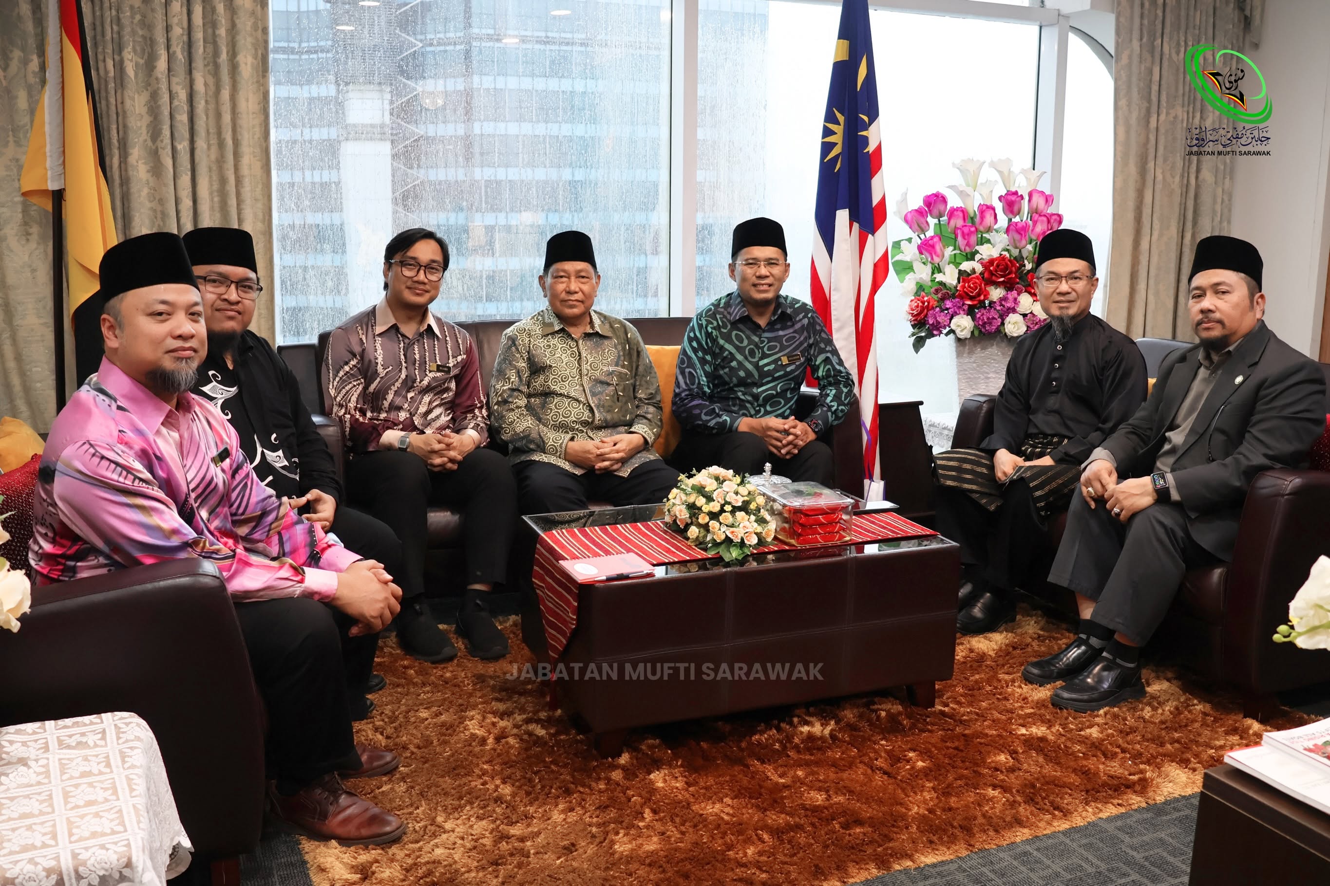 Kunjungan Hormat Pusat Pengambangan Al-Quran Darul Hana Majlis Islam Sarawak1