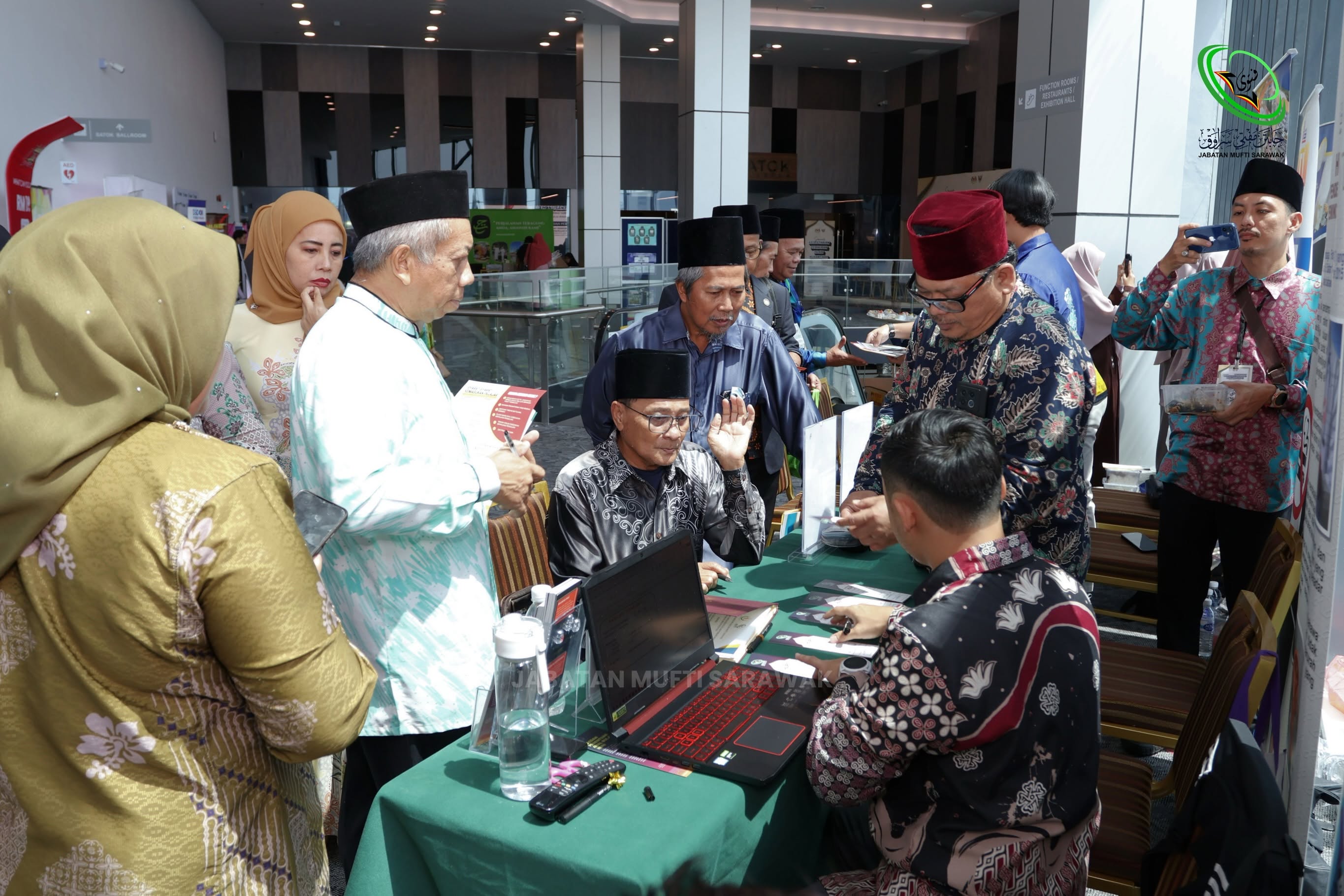 Pameran 1